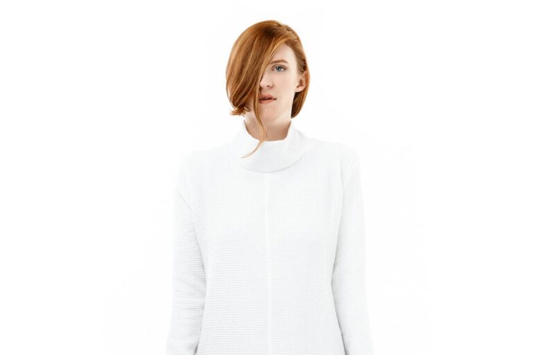 Photo red hair clothes